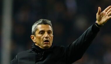 Scandal cu arbitrul polițist! Lucescu a răzbufnit pe teren după jocul lui PAOK, urlând la fanii adverși și protestând contra „centralului”