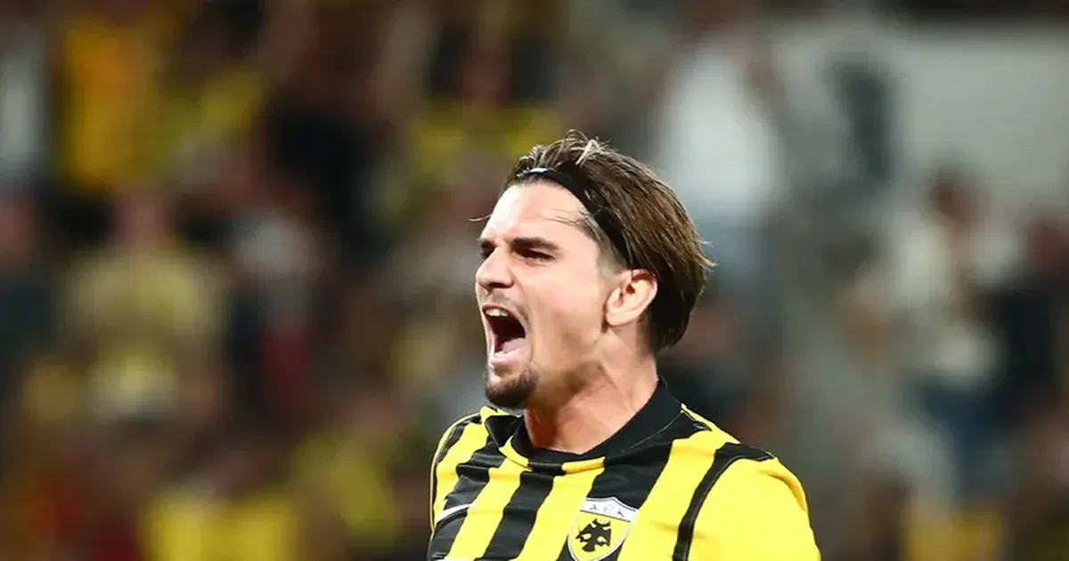 Gol spectaculos în Conference League. Răzvan Marin a contribuit la victoria lui AEK printr-o execuție impresionantă din lovitură liberă