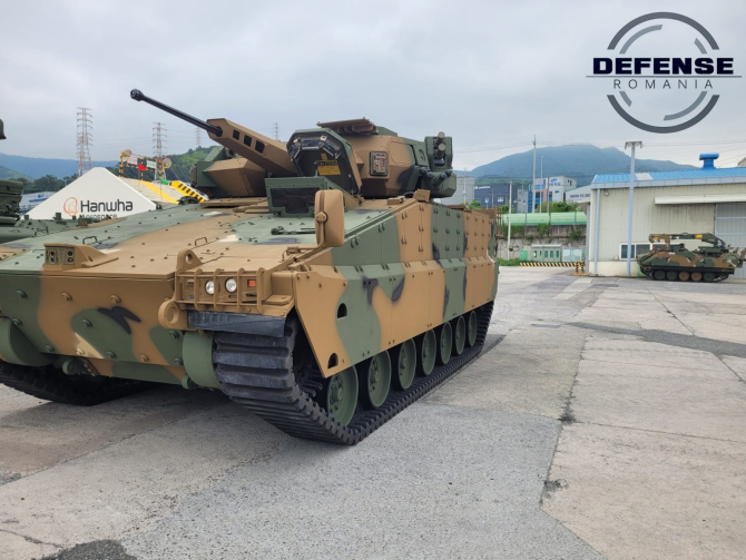 6. Mașină de ... (redback_98540500.jpg)