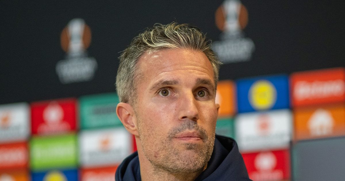 Ce îi place lui Van Persie la FCSB. Antrenorul lui Feyenoord a descris jocul rivalilor. Și-a amintit de cariera de fotbalist: „Am debutat cu România”