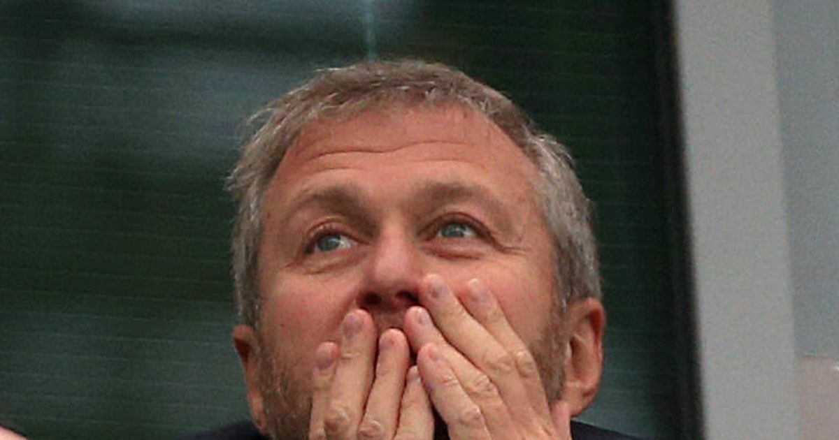 „Ceasul ticăie”. Premierul britanic îl avertizează pe Abramovich să dea Ucrainei miliardele pentru vânzarea lui Chelsea