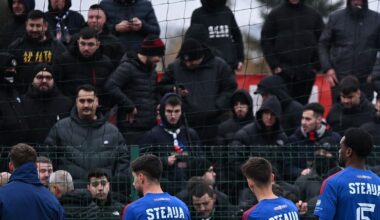 Tensiuni între suporteri la Bacău. Fanii gazdelor i-au provocat pe steliști și au strigat numele lui Gigi Becali