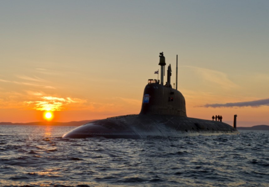 Șeful Marinei Regale Britanice avertizează că "rușii investesc miliarde" în construcția de submarine