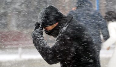 Orașul din România în care ninge începând de mâine, 12 decembrie. Anunțul făcut de meteorologi