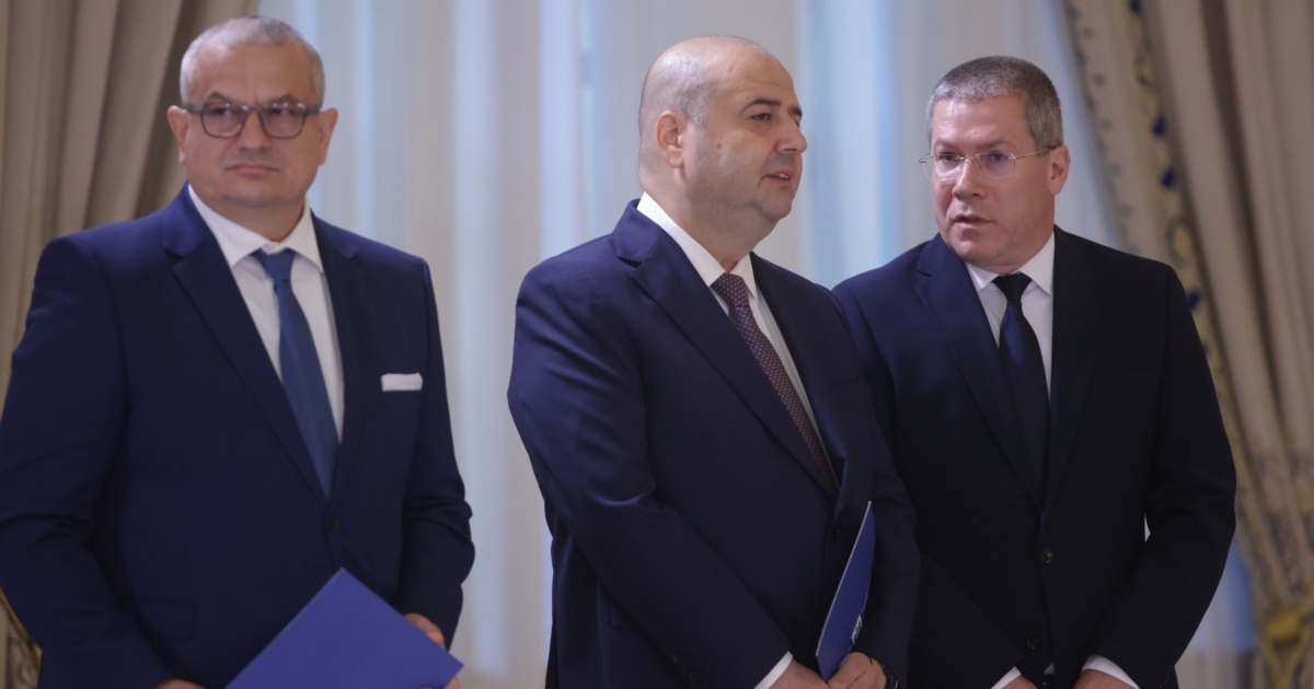 Șah la Curtea Constituțională. Mandatele a doi magistrați, contestate pe filiera AUR. Ce se întâmplă cu legea pensiilor speciale?