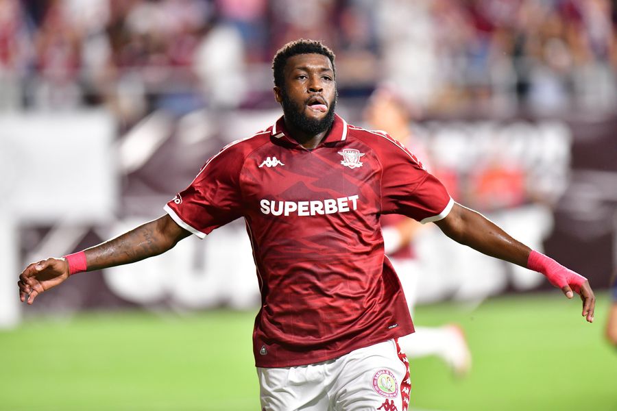 Kopic chiar vrea atacantul din Superligă! Ce i-a transmis conducerea lui Dinamo