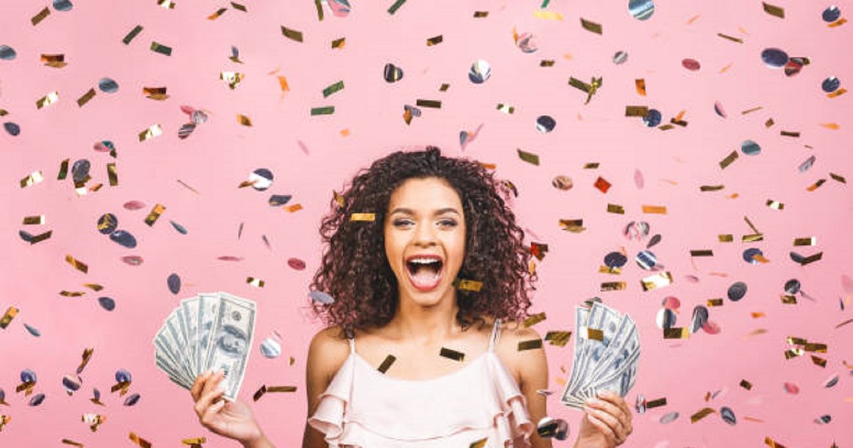 S-a câștigat la tragerile loto speciale de Anul Nou. Peste 9 milioane de lei acordați pentru câțiva norocoși