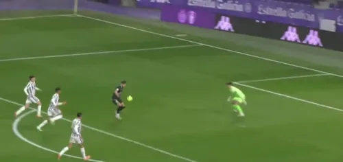 Golul lui Ianis Stoica din partida Valladolid - Estrela Amadora 2-3. Foto: Captură YouTube, @realvalladolid