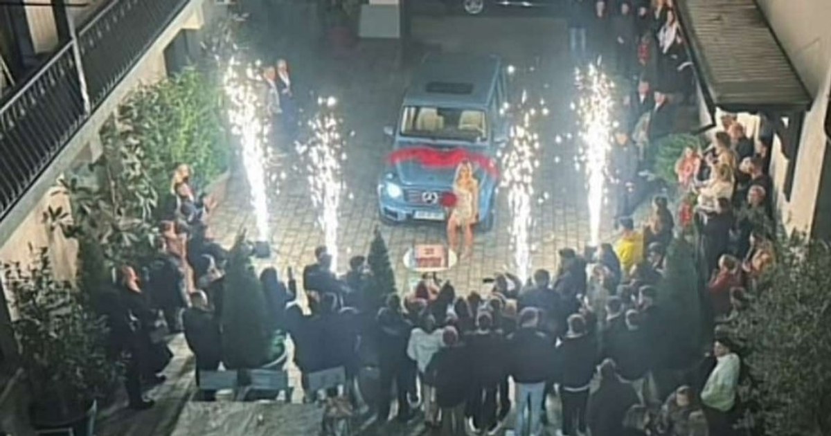 Cadou de 200.000 de euro la majoratul fiicei unui afacerist din Sibiu, într-un eveniment plin de fast