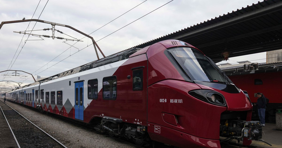 Statul român cere despăgubiri de peste 80 milioane euro pentru trenurile Alstom întârziate
