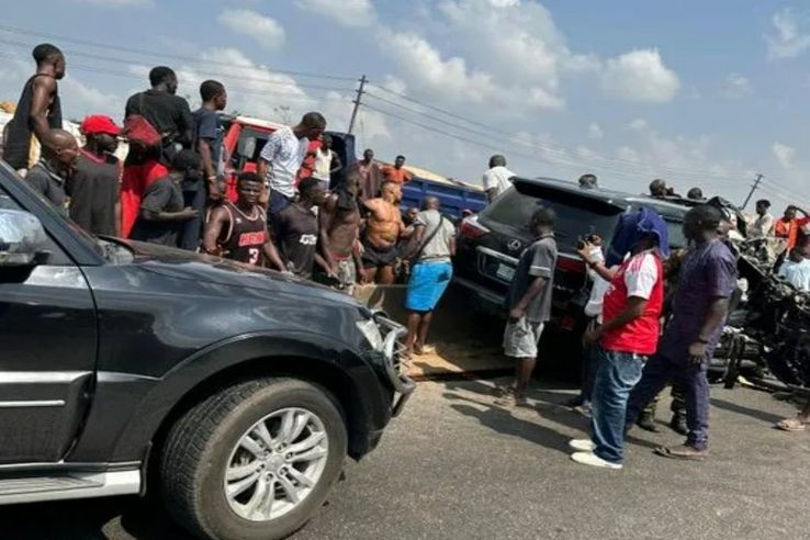 Anthony Joshua implicat într-un accident mortal în Nigeria / sursa foto: x.com/gbenga_omo/status