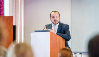 România are de trei ori mai mulți medici rezidenți decât permite sistemul. Ministrul Sănătății vrea reformă: „Cifrele de şcolarizare au scăpat de sub control”