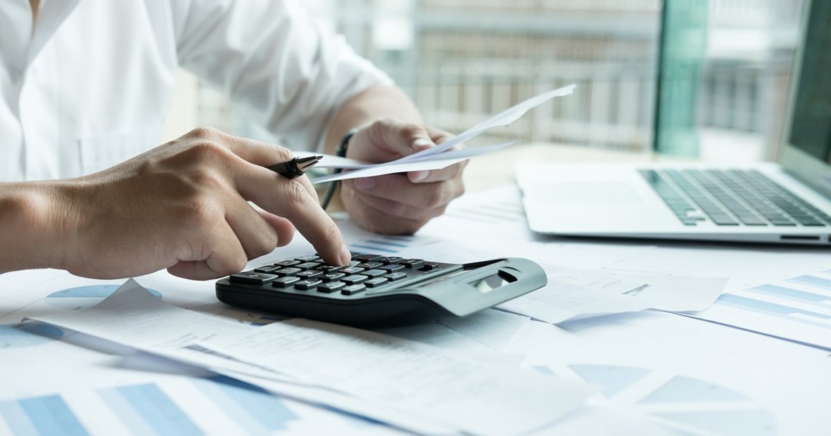 Impozitul pe terenuri stârnește proteste în rândul fermierilor. Un avocat a inițiat proces colectiv