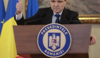 Numirea șefilor SRI și SIE, analizată „la pachet” cu conducerea marilor parchete. Există mai multe variante pe masă, spune Nicușor Dan