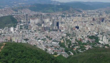 Venezuela, țara bogată care a plătit scump pentru petrol și putere