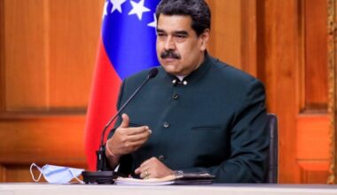 Maduro a transferat 113 tone de aur în Elveția din rezervele Venezuelei, potrivit datelor vamale