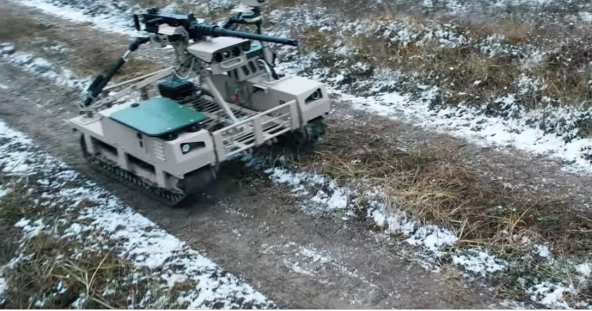 Cum a ținut un robot al armatei ucrainene linia frontului 45 de zile. Funcționarea mașinii de luptă, posibilă printr-o logistică atent pusă la punct