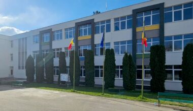 Ferrari îi felicită pe profesorii unui liceu tehnologic din Târgu Mureș: un fost elev proiectează acum pentru celebrul constructor italian