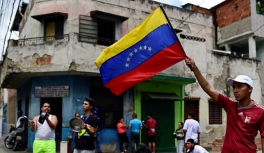 Cum a fost dusă Venezuela la sapă de lemn sub Chavez și Maduro. „Nu cunosc niciun exemplu de țară unde socialismul a funcționat”