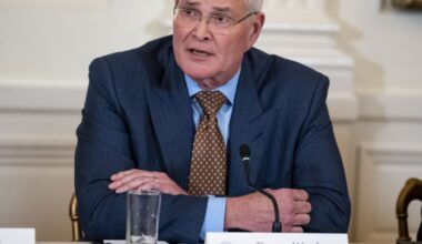 Trump ameninţă să blocheze ExxonMobil în Venezuela după declarațiile CEO-ului că ţara este „neinvestibilă”