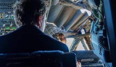 Nicușor Dan va avea internet la bordul avionului Spartan. Ministrul Apărării: „S-a făcut un prim test de comunicații”