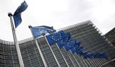Uniunea Europeană vrea să desemneze un negociator pentru Ucraina în relația cu Putin de teamă ca SUA să nu încheie un acord ascuns cu Rusia