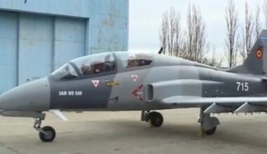 Singura fabrică de avioane militare din România, în pragul colapsului. Ministrul Apărării: „La Avioane Craiova s-a întâlnit un prost cu un șmecher”