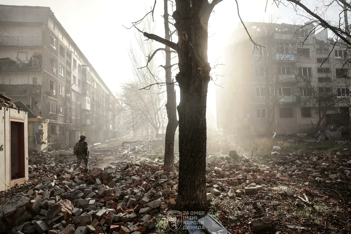 Orașul Kostyantynivka în ruine FOTO X