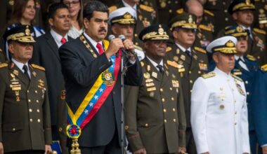 Ceausescu, Georgescu și Maduro: lecțiile țării care a ajuns la sapă de lemn deși are cel mai mare zăcământ de petrol din lume