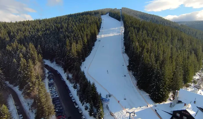 Zăpada de pe pârtii nu a adus numărul sperat de turiști în stațiuni FOTO: arhiva/Daciana Stoica