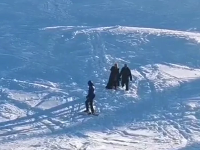 Cei doi se aflau pe pârtia de pe Masivul Postăvaru/FOTO: Captură video Jandarmeria Română
