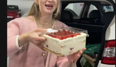 O româncă stabilită în China arată câte produse a cumpărat cu 250 de lei dintr-un supermarket: „În România cumperi doar brânza și covrigii”