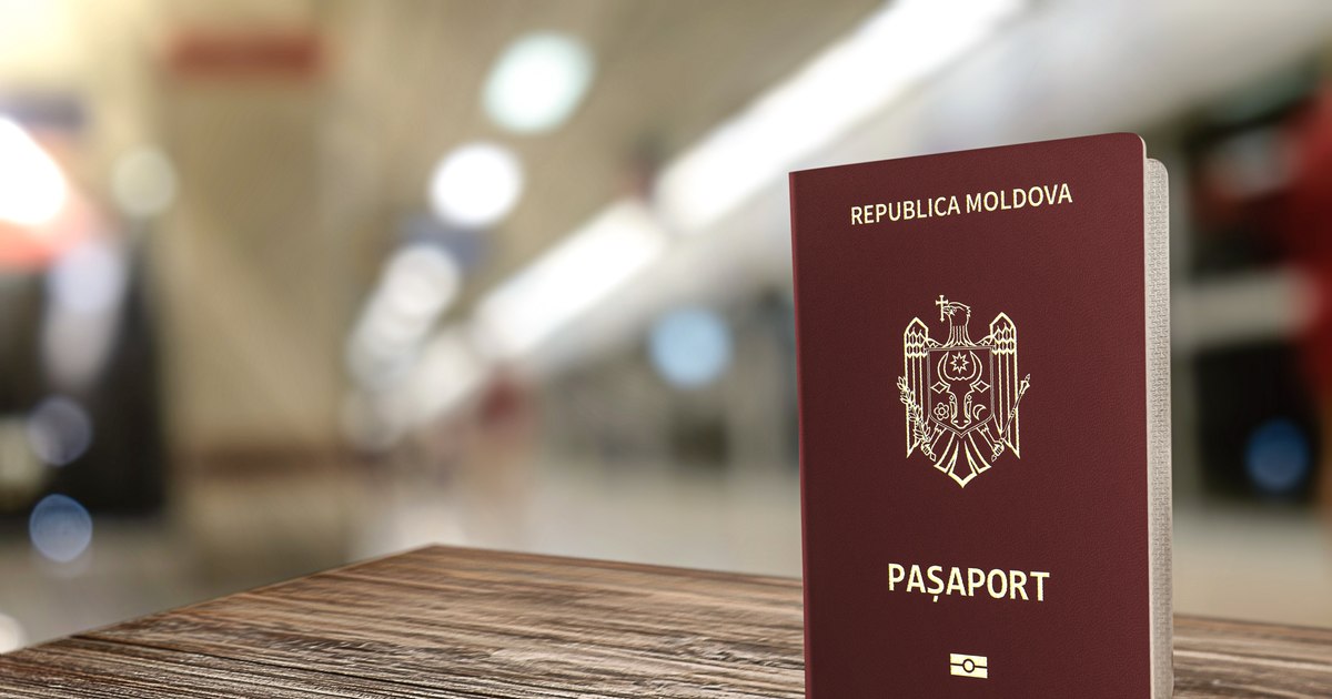 Tot mai mulți ruși cer cetățenia Republicii Moldova, ca pas spre cea românească. Noile reguli limitează accesul