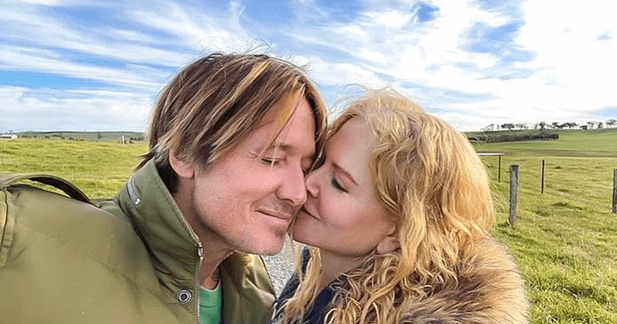 A uitat complet de Nicole Kidman! Fostul ei soț s-ar fi mutat cu o tânără sexy!