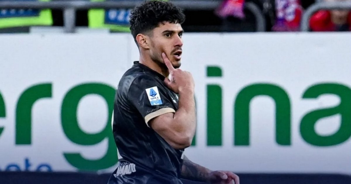 Florinel Coman nu se mai oprește din marcat goluri! Atacantul poate fi surpriza lui Mircea Lucescu pentru barajul cu Turcia