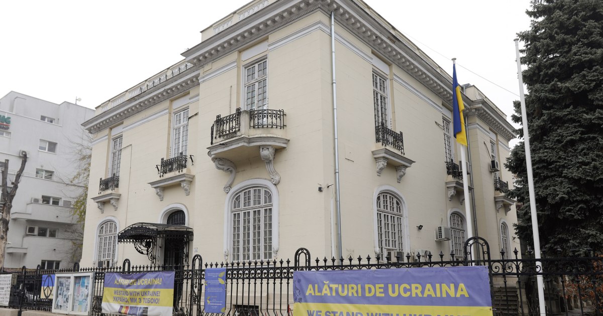 Ambasada Ucrainei clarifică legea dublei cetățenii, după acuzațiile de discriminare a României