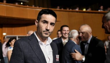 Bolojan îi dă replica lui Claudiu Manda pe tema schimbării „lăutarului” : „Când a fost greu, cineva trebuia să-şi asume responsabilitatea. Nu lucrăm după ureche”