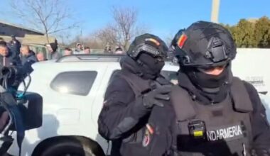 Crima de la Cenei. Percheziții DIICOT în ziua înmormântării lui Mario Berinde. Procurorii au reținut doi tineri care ar fi furnizat droguri minorilor implicați în omor