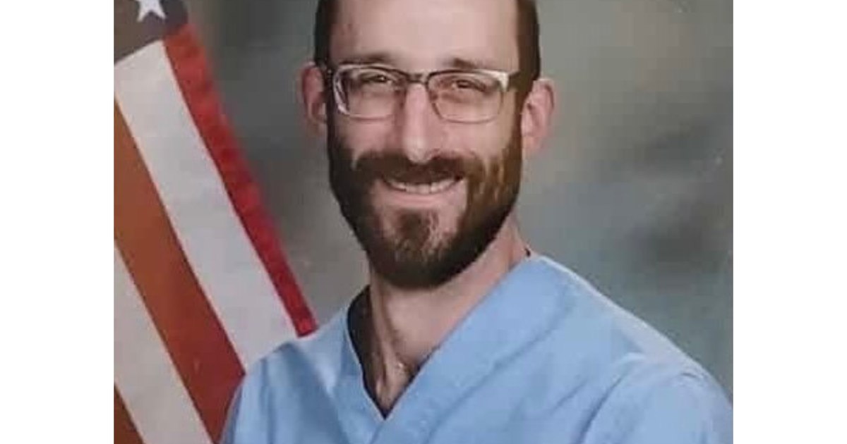 Cine este Alex Pretti, bărbatul de 37 de ani împușcat în timpul protestelor din Minneapolis împotriva agenților ICE