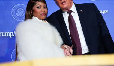 Nicki Minaj anunță că a obținut „cardul de aur” al lui Donald Trump și că este în curs de obținere a cetățeniei americane