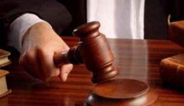 CCR sub presiune: Curtea de Apel București decide asupra cererii de suspendare a judecătorilor constituționali Mihai Busuioc și Cosmin Dragoș