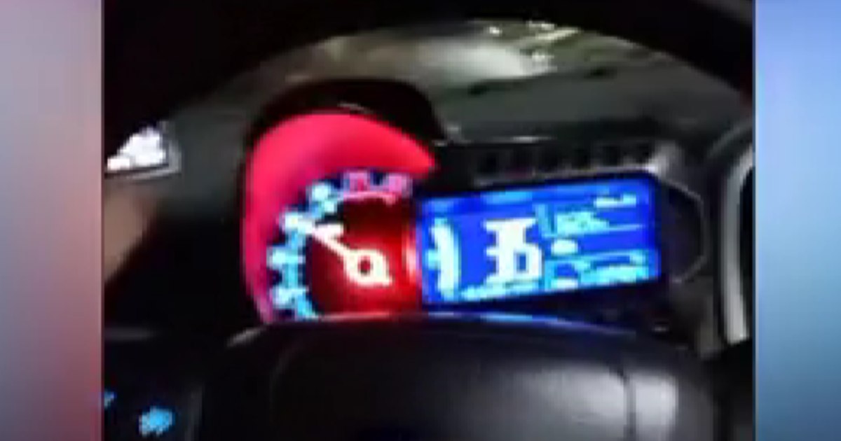 „Să-i spuneți lui aia de mate că o iubesc”. Un copil de 12 ani, prins de polițiști conducând mașina furată de la părinți. Unde se îndrepta