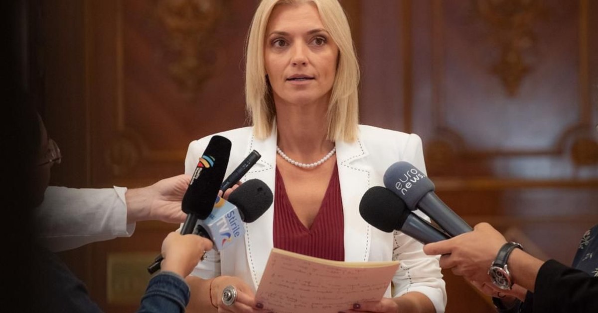 Bacterie periculoasă descoperită în apa curentă în Curtea de Argeș. Alina Gorghiu: „Oamenii nu pot fi lăsați să plătească, la propriu, pentru bacterii”