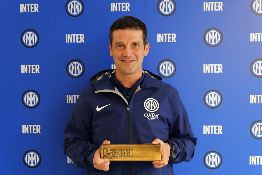 Chivu face „hattrick-ul” la Inter » „Conduce cu claritate, entuziasm, determinare și arată perspicacitate tactică”