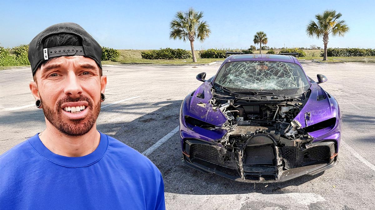 (VIDEO) După ce şeful Bugatti Rimac le-a spus că e imposibil să le furnizeze piese, doi youtuberi au declarat că nu renunţă la ideea de a repara singuri un Chiron | PiataAuto.md