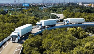 Inginerii chinezi de la Sany au lansat tehnologia care permite unui şofer să conducă 5 camioane simultan în coloană | PiataAuto.md