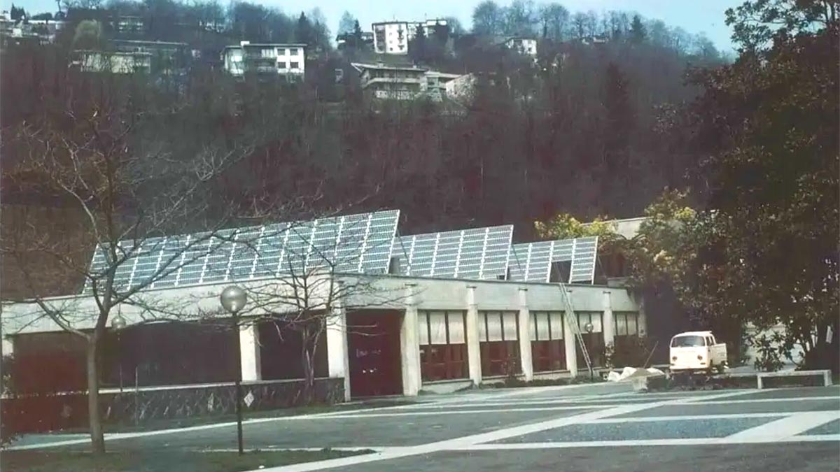 Prima instalaţie de panouri fotovoltaice din Europa se află în Elveţia şi încă mai funcţionează, la 42 ani după ce a fost conectată la reţea | PiataAuto.md