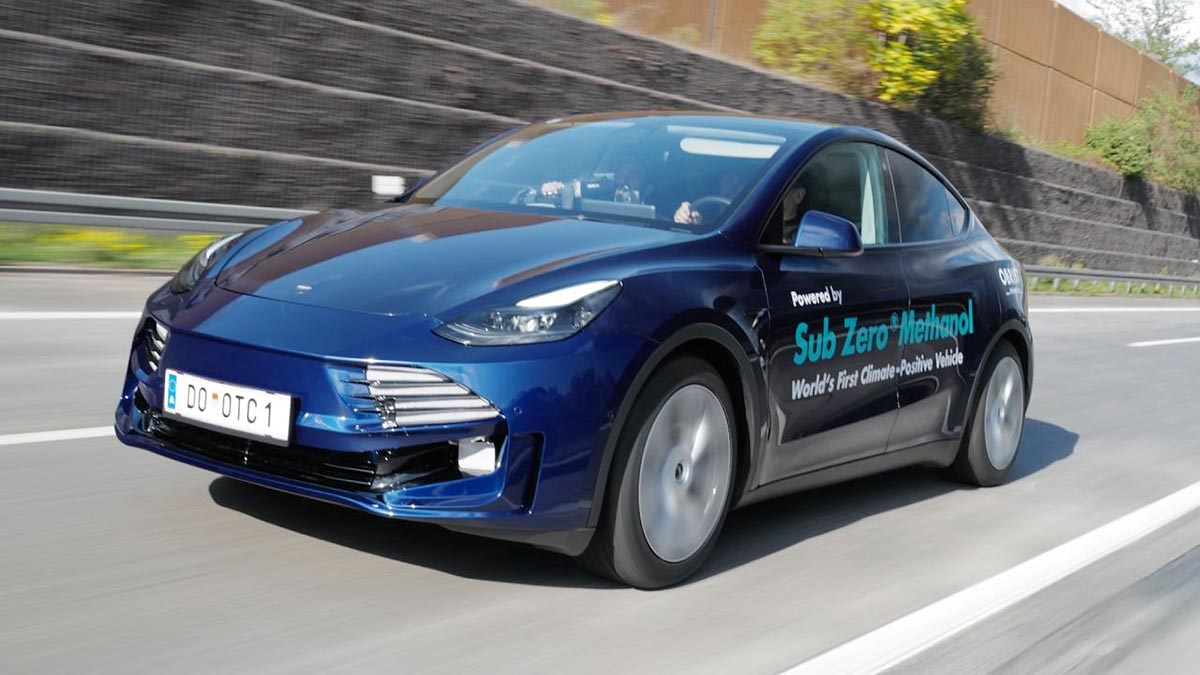 O companie austriacă pretinde că a realizat prima călătorie CO2-negativă din istorie cu trei Tesla, extrăgând dioxid de carbon din atmosferă, dar cifrele sunt derizorii | PiataAuto.md