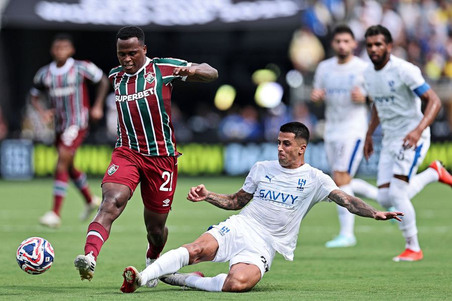 Cristi Chivu face presiuni pentru transferul lui Cancelo » Ce obstacol a apărut și când ar putea debuta la Inter!