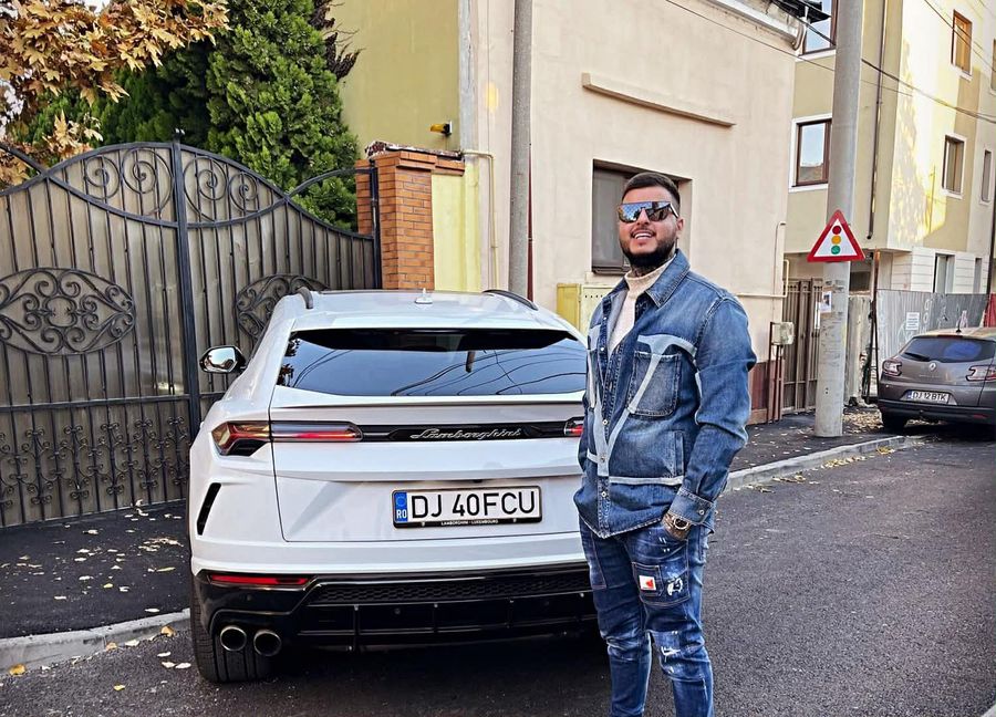 Adrian Mititelu junior, surprins pe străzi cu „bijuteria” de 400.000 de euro » Și-a „tunat” mașina de lux